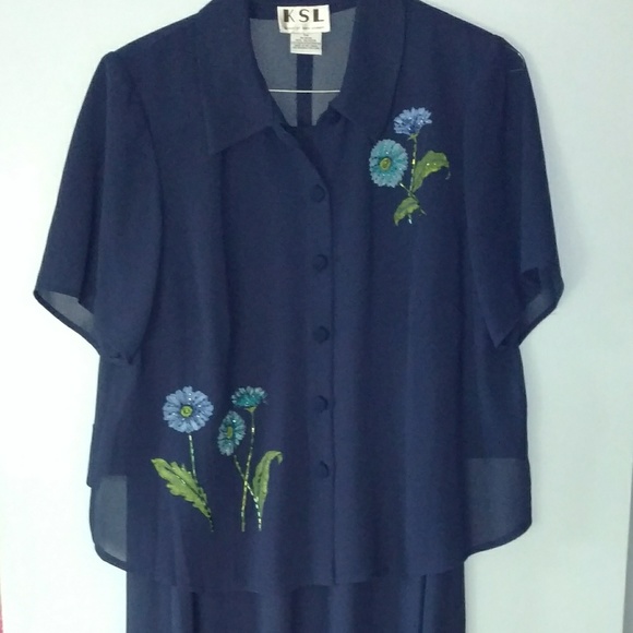 Beautiful Dress with Beaded Top - Picture 4 of 7